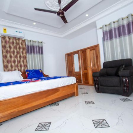 Yaa Asantewaa Inn Ejisu Exterior photo